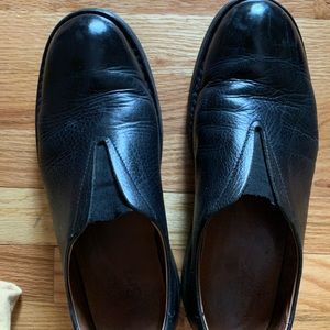Men’s black leather 1803 slip ons